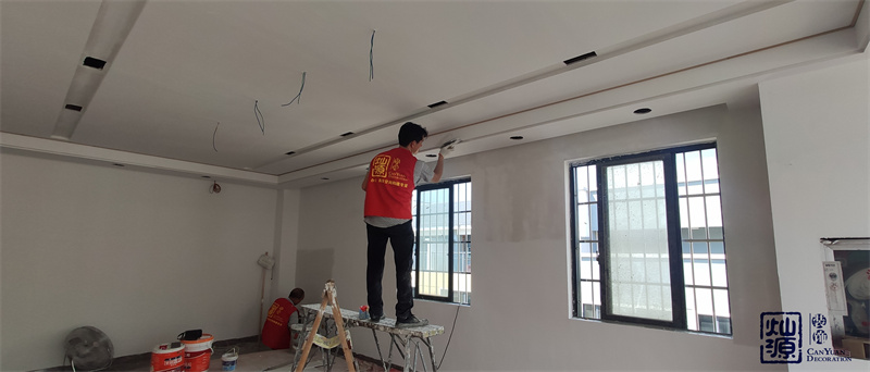 跟我一樣想創(chuàng)業(yè)開個(gè)小公司的，辦公室裝修公司你們都是怎么選的??？